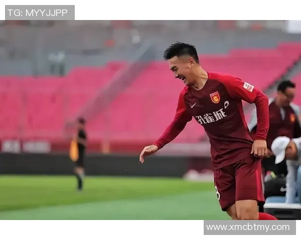 深圳足球队快攻革新之路:战术变革与未来展望分析 深圳足球队快攻革新之路:战术变革与未来展望分析