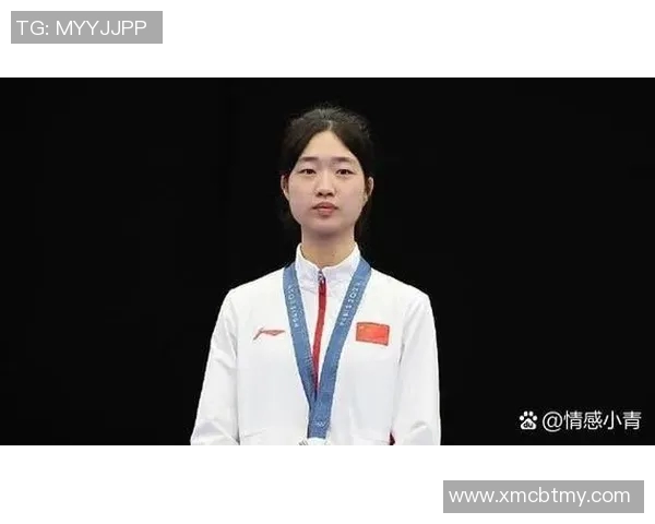 3号足球明星女的荣耀与挑战她如何在绿茵场上书写自己的传奇故事