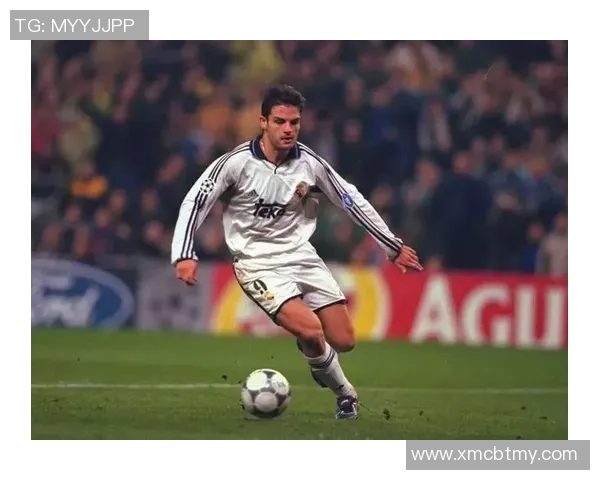 女孩心中有梦足球明星却不是她的选择 女孩心中有梦足球明星却不是她的选择